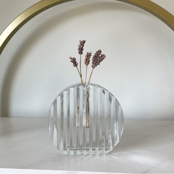 Ice Block Ribbed Flat and Round Glass Bud Vase - Picture 5 of 10